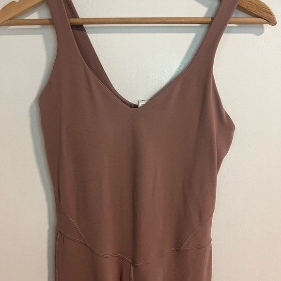 lululemon athletica Aligned Mauve 25” Bodysuit - Picture 4 of 5